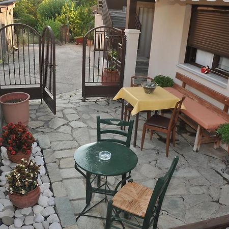 Guesthouse Bloutsos Rooms Kastraki  Ngoại thất bức ảnh