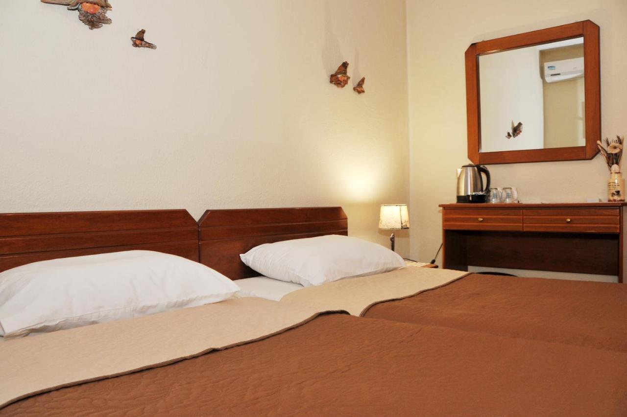 Guesthouse Bloutsos Rooms Kastraki  Ngoại thất bức ảnh