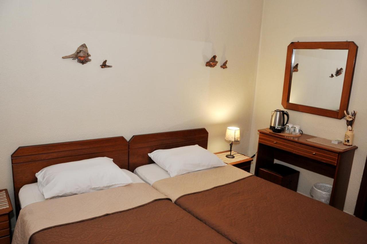 Guesthouse Bloutsos Rooms Kastraki  Ngoại thất bức ảnh